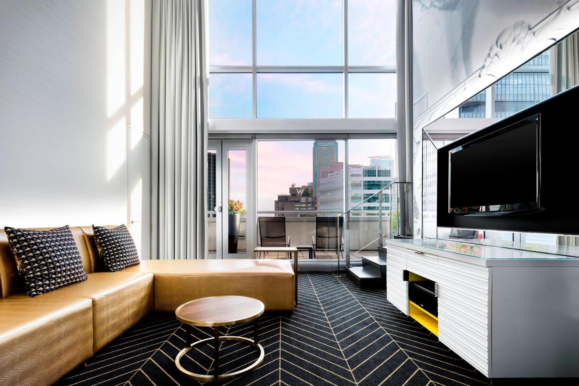 W Montreal Hotell Exteriör bild