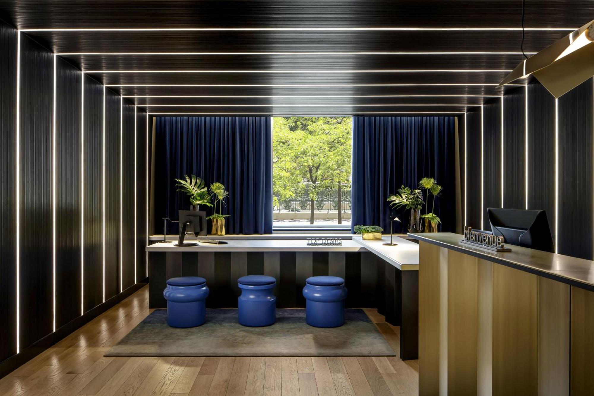 W Montreal Hotell Exteriör bild